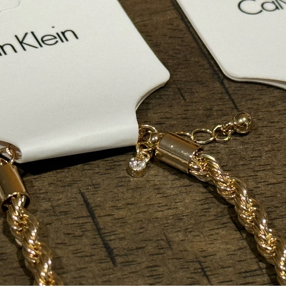 CK8. CALVIN KLEIN Gold-Tone Rope Bracelet 7” Chain 2” Extender NEW - Picture 3 of 3